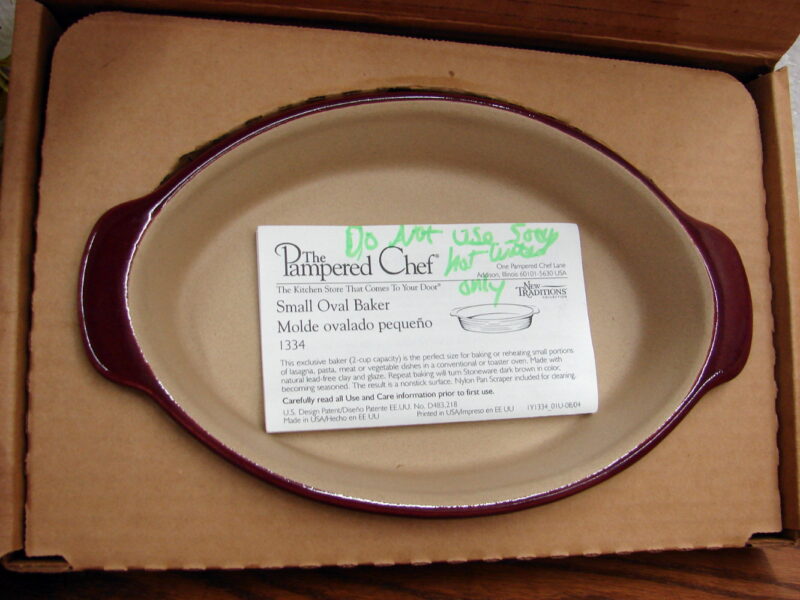 Pampered Chef 1334 Small Oval Baker Cranberry Stoneware w/ Box, Moose-R-Us.Com Log Cabin Decor