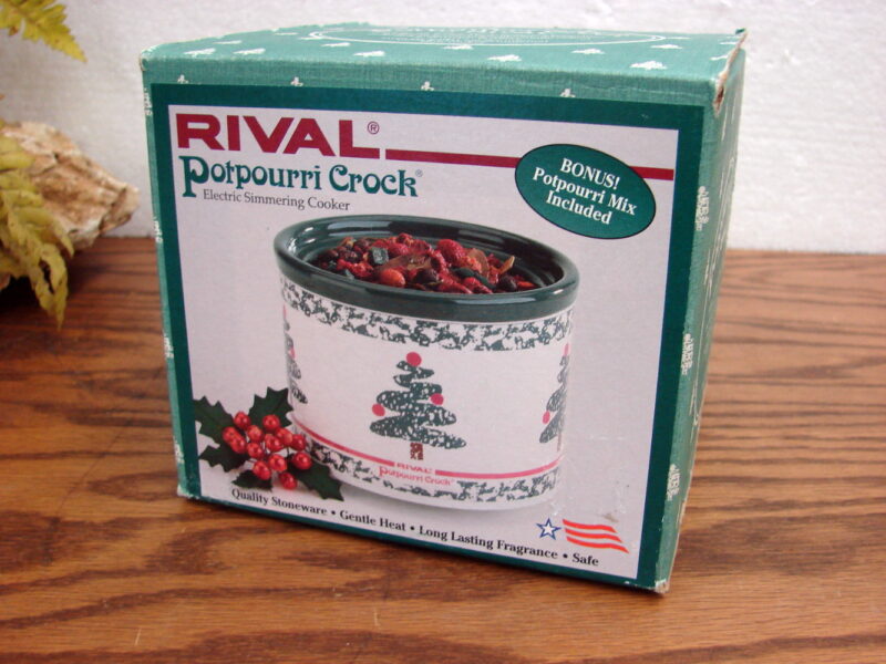 Vintage Brand New Rival Potpourri Crock Electric Simmering Cooker Christmas Tree, Moose-R-Us.Com Log Cabin Decor