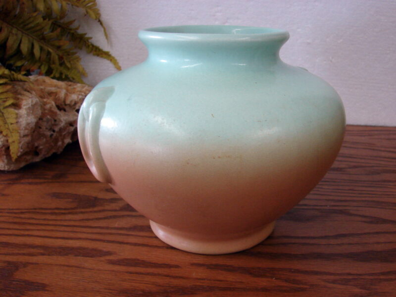 Vintage Red Wing #933 RumRill Pottery #218 Ombre Mint Green Vase, Moose-R-Us.Com Log Cabin Decor