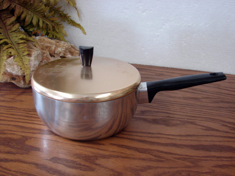 Vintage Wear-Ever Brand New Sauce Pan Aluminum Gold Lid Non Stick 2 Qt, Moose-R-Us.Com Log Cabin Decor