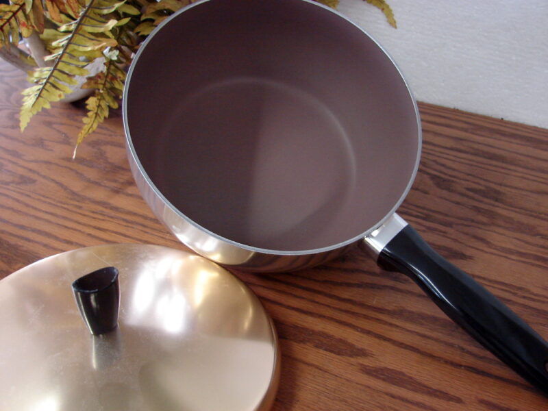 Vintage Wear-Ever Brand New Sauce Pan Aluminum Gold Lid Non Stick 2 Qt, Moose-R-Us.Com Log Cabin Decor