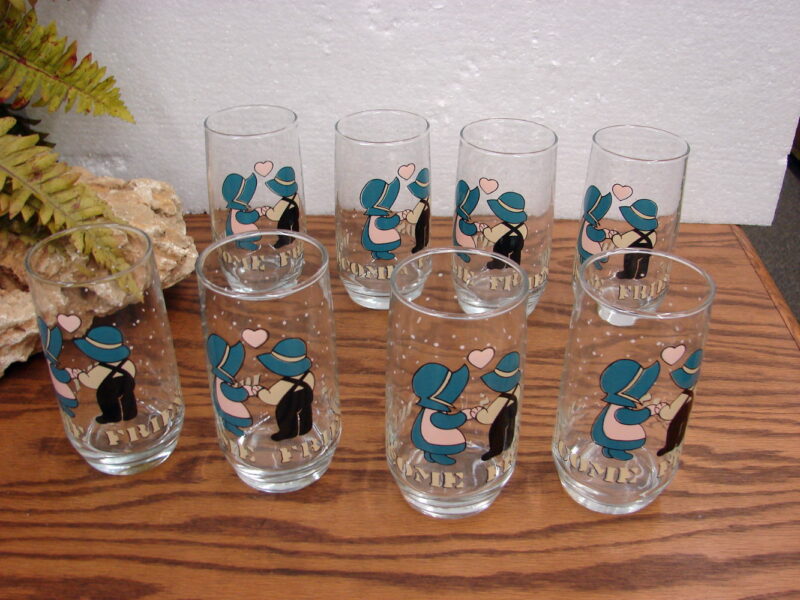 Set/8 Vintage Anchor Hocking 1988 Amish Kids Welcome Friends 10 oz Glasses, Moose-R-Us.Com Log Cabin Decor