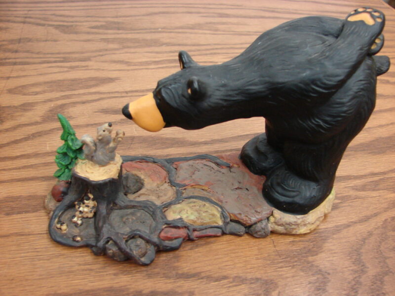 Retired Big Sky Carvers Bearfoots Bears Jeff Fleming Squirrel Sharing, Moose-R-Us.Com Log Cabin Decor