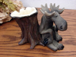 Retired Big Sky Carvers Mountain Mooses Phyllis Driscoll Moose w/ BlueBird, Moose-R-Us.Com Log Cabin Decor