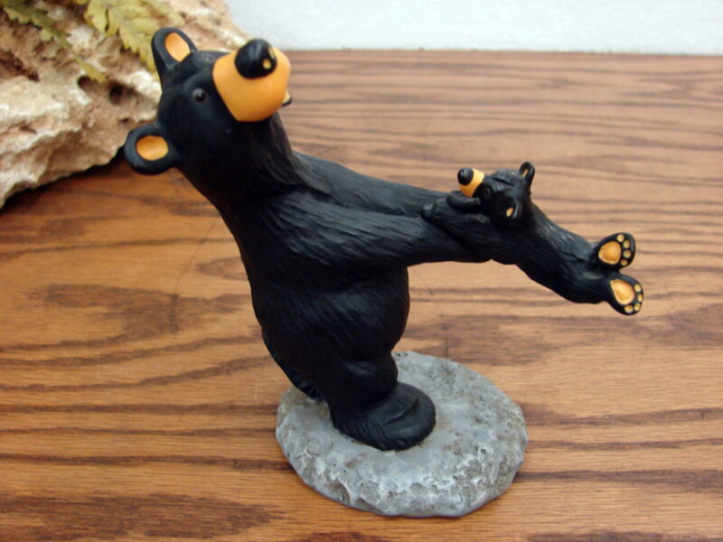 Retired Big Sky Carvers Bearfoots Bears Jeff Fleming Whee! I&#8217;m Flying, Moose-R-Us.Com Log Cabin Decor