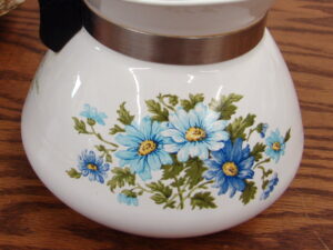 Corning Ware Pacifica Peony Casserole 3 Quart Pyrex Lid, Moose-R-Us.Com Log Cabin Decor