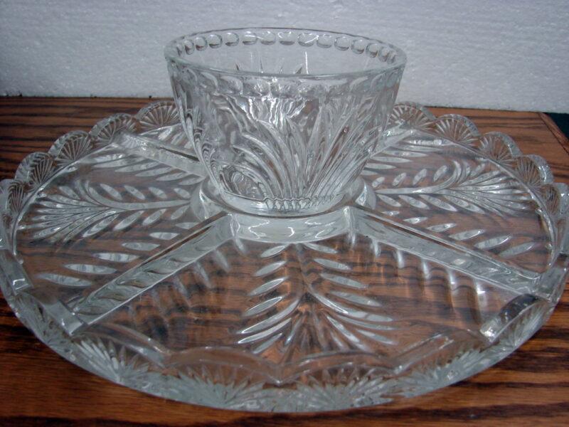 Vintage Portico 5th Ave Crystal Pedestal Cake Stand Punch Bowl Vegetable Tray, Moose-R-Us.Com Log Cabin Decor