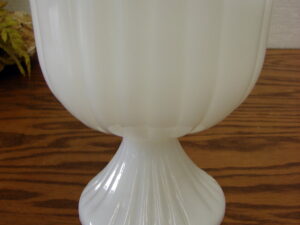 Vintage White Milk Glass Hobnail Boudoir Table Lamp w/ Matching Chimney Shade, Moose-R-Us.Com Log Cabin Decor